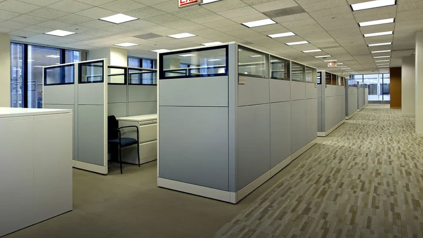 Cubicles construction 